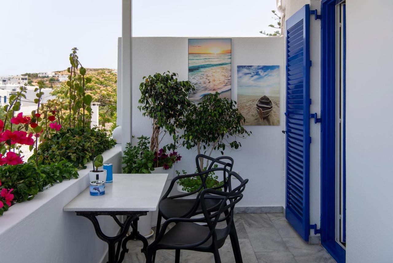 Ricos Two Bedroom House - Naoussa Paros エクステリア 写真