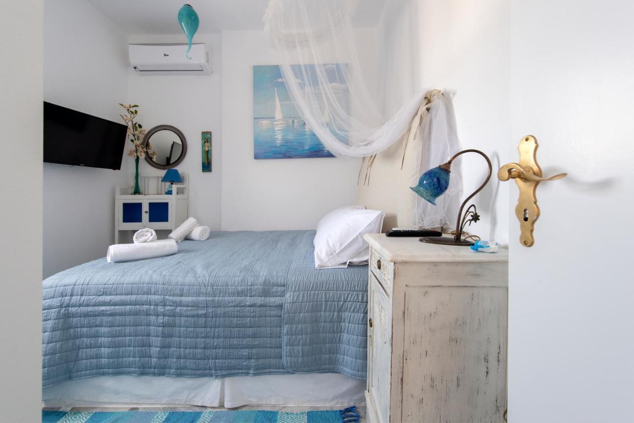 Ricos Two Bedroom House - Naoussa Paros エクステリア 写真