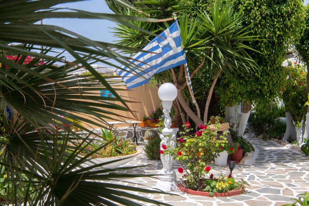 Ricos Two Bedroom House - Naoussa Paros エクステリア 写真